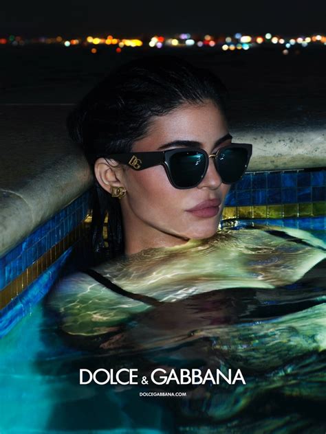 kylie jenner dolce and gabbana.